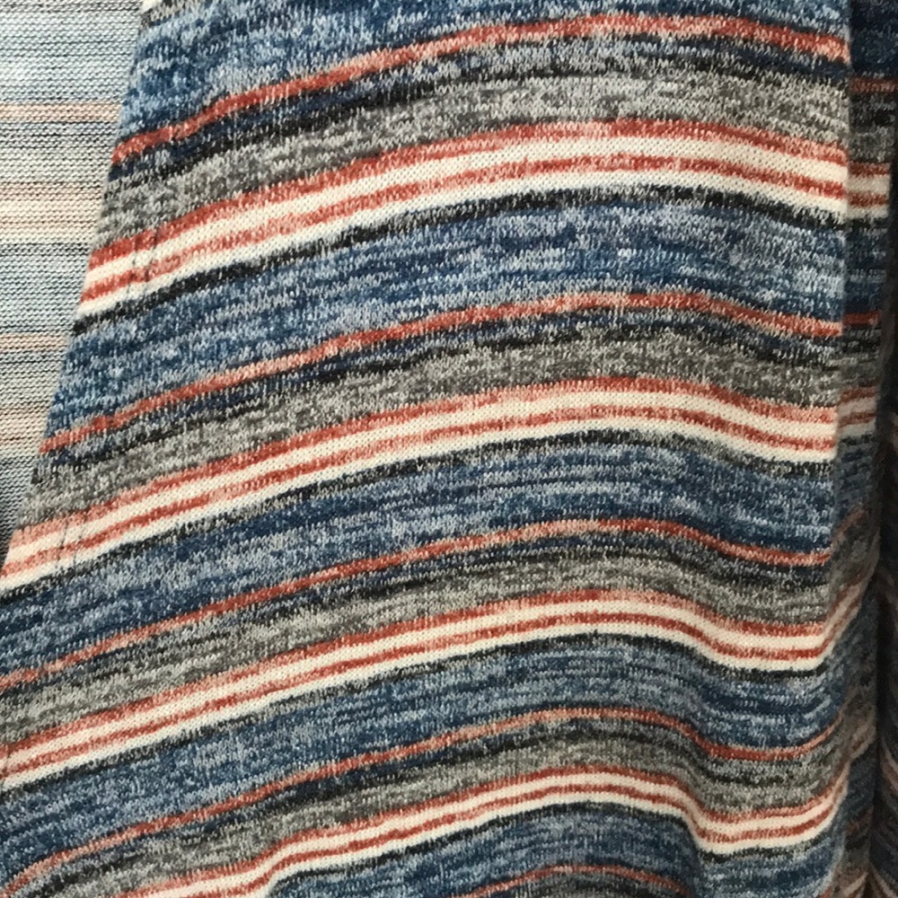Lularoe Sarah - Picture 2 of 4